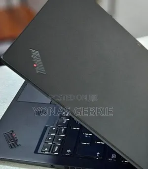 New Laptop Lenovo 8GB Intel Core i5 SSD 256GB