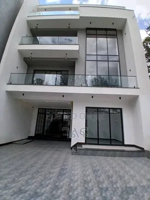 8bdrm House in ቅንጡ ቪላ መገናኛ አምቼ 23ዐ, Bole for sale