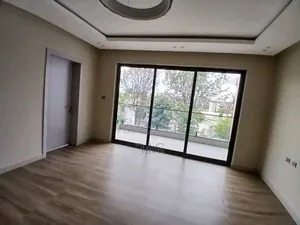 8bdrm House in ቅንጡ ቪላ መገናኛ አምቼ 23ዐ, Bole for sale