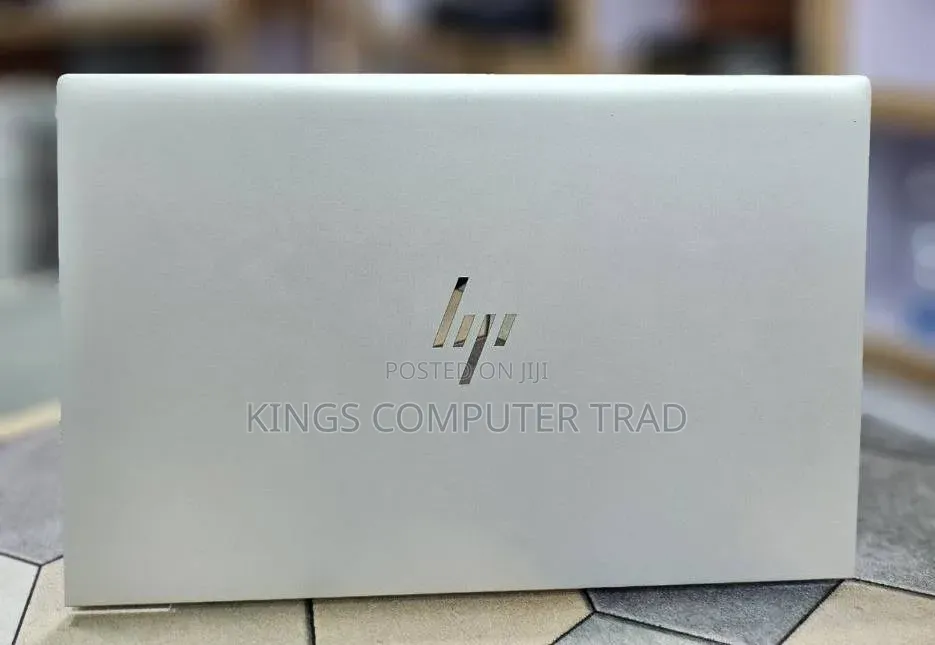 New Laptop HP EliteBook 845 G8 16GB AMD Ryzen 5 SSD 512GB