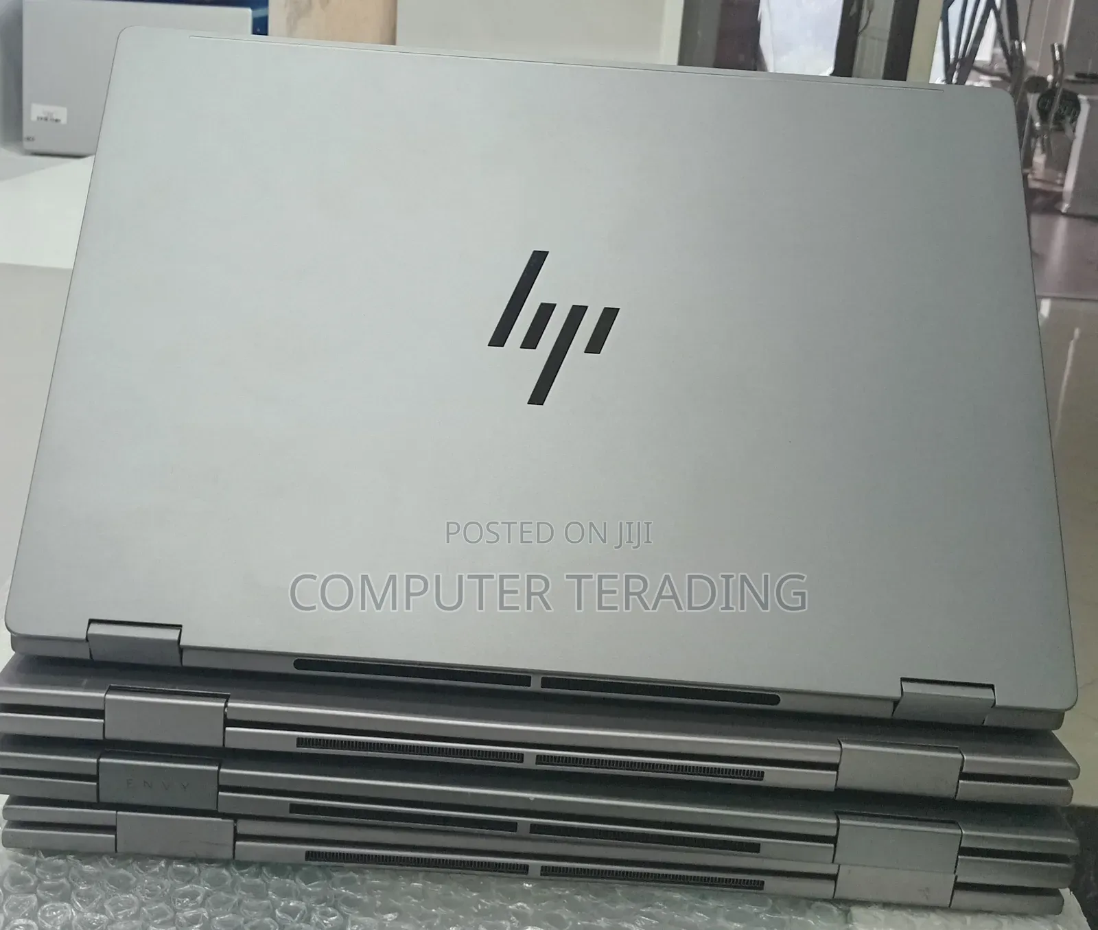 New Laptop HP OmniBook 5 Flip 16GB AMD Ryzen 7 SSD 1T