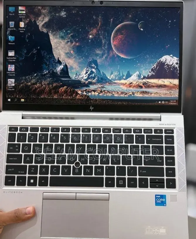 New Laptop HP EliteBook 830 8GB Intel Core i5 SSD 512GB