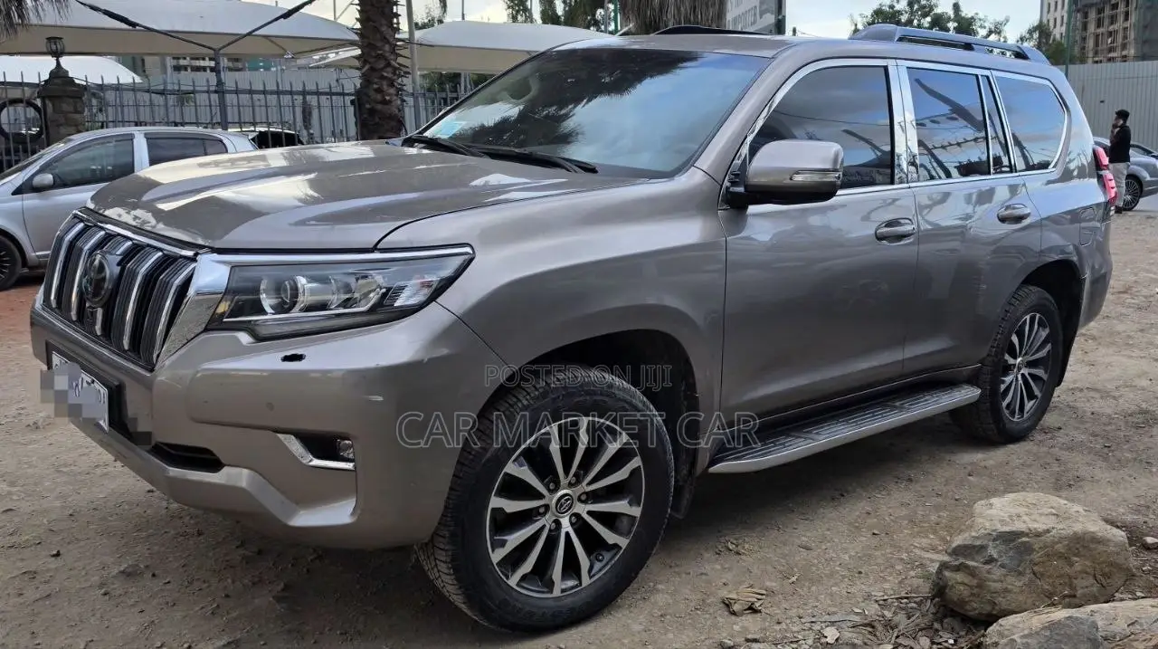 Toyota Land Cruiser Prado 3.0 172hp 2021 Gray