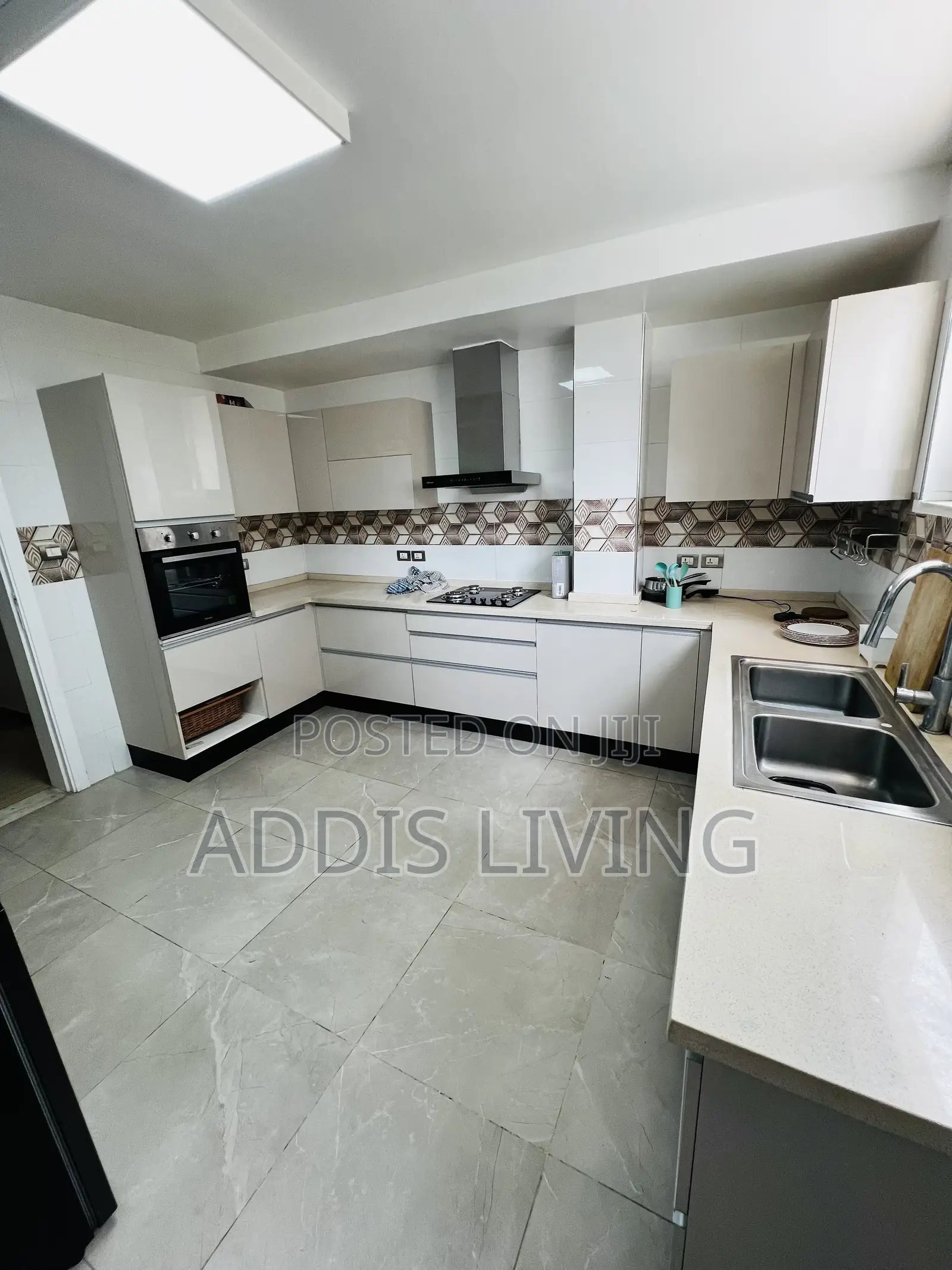 Furnished 3bdrm Apartment in Bole for rent