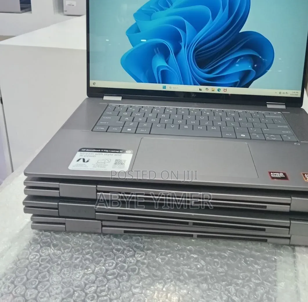 New Laptop HP OmniBook 5 14" 16GB AMD Ryzen 5 SSD 512GB