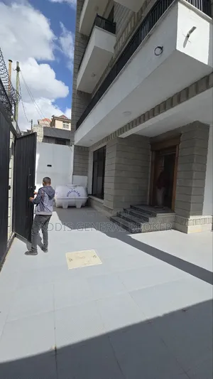 7bdrm House in Garment, Nifas Silk-Lafto for sale