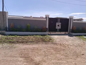 Furnished 3bdrm Farm House in Yeka for sale