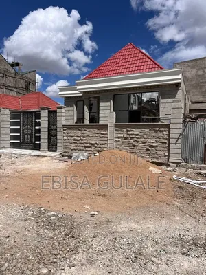 Furnished 6bdrm Farm House in Yeka for sale