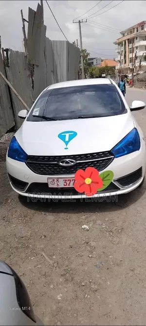 Chery Arrizo 5 2022 White