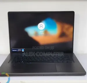 New Laptop Asus ROG Zephyrus G15 16GB AMD Ryzen 9 SSD 1T