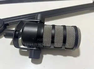 Rode Podcast Mic With Stand