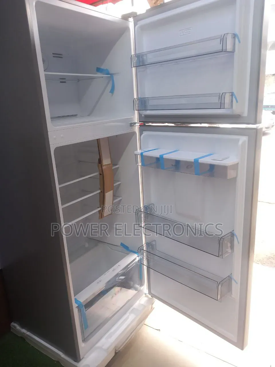 Center 370l Rifrigerator