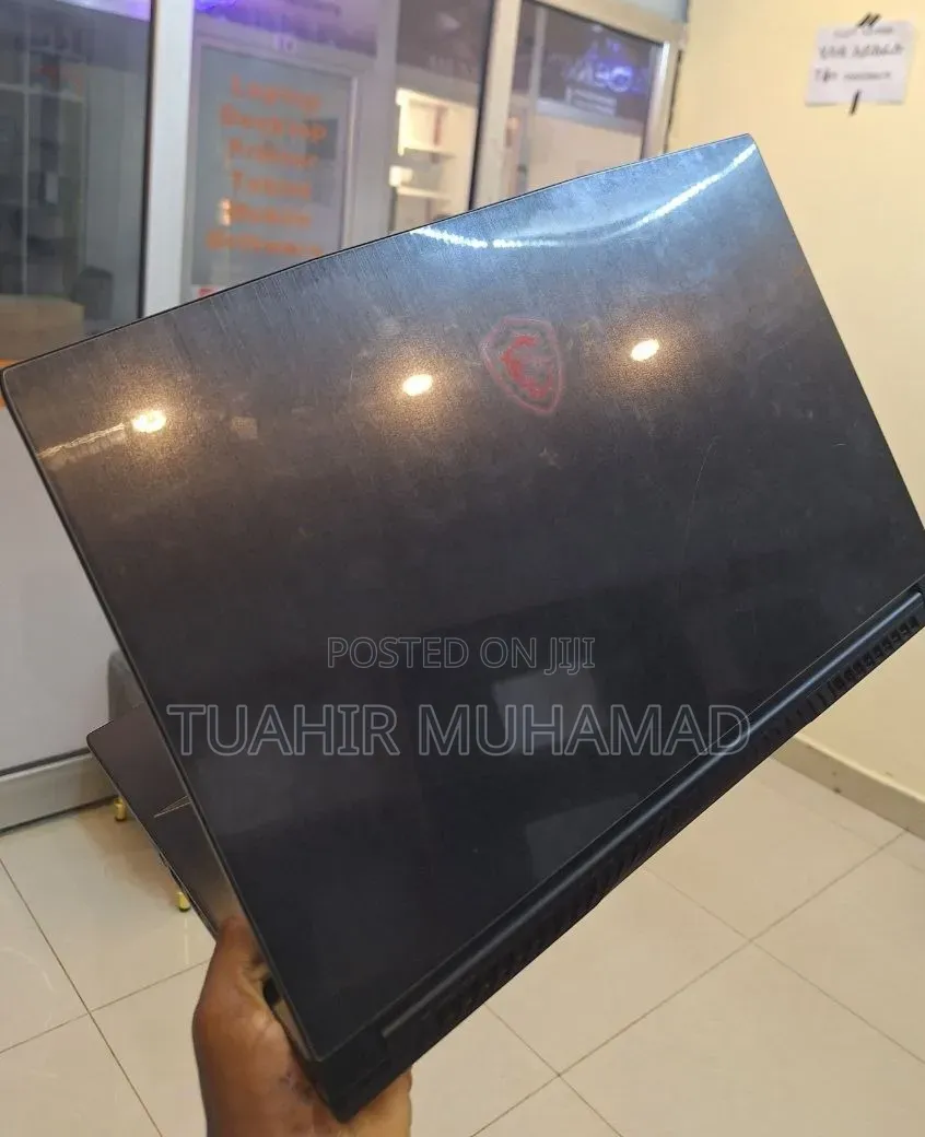 Laptop MSI GF65 Thin 10UE 16GB Intel Core i7 SSD 512GB