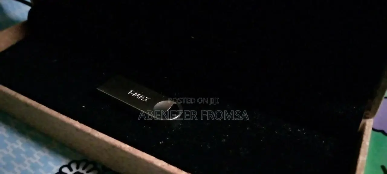 Usb Flash Drive (T-max Brand).