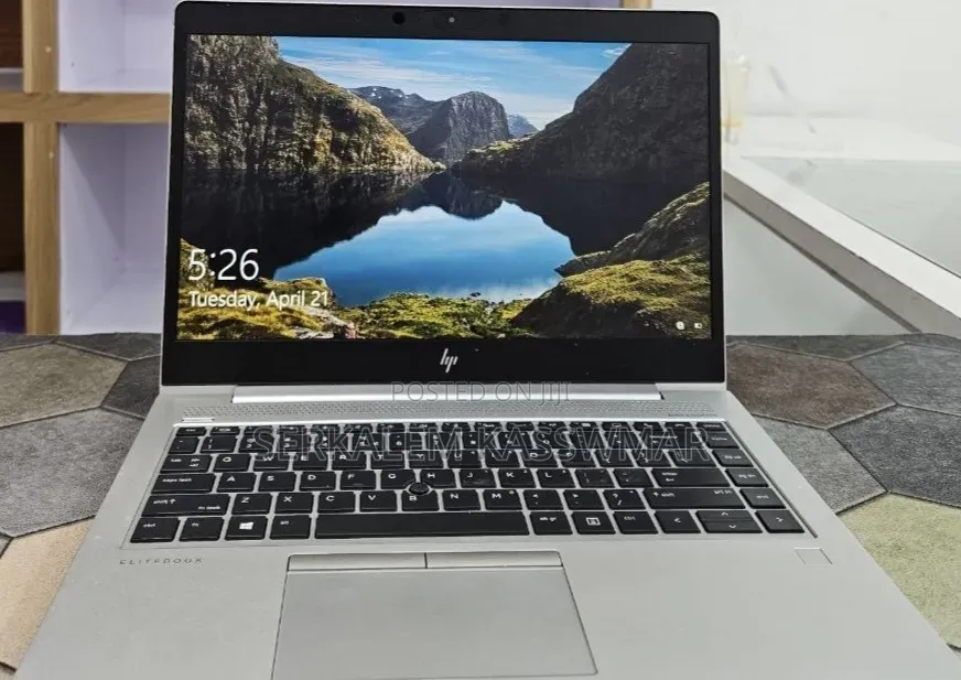 New Laptop HP EliteBook 745 G6 16GB AMD Ryzen 5 SSD 512GB