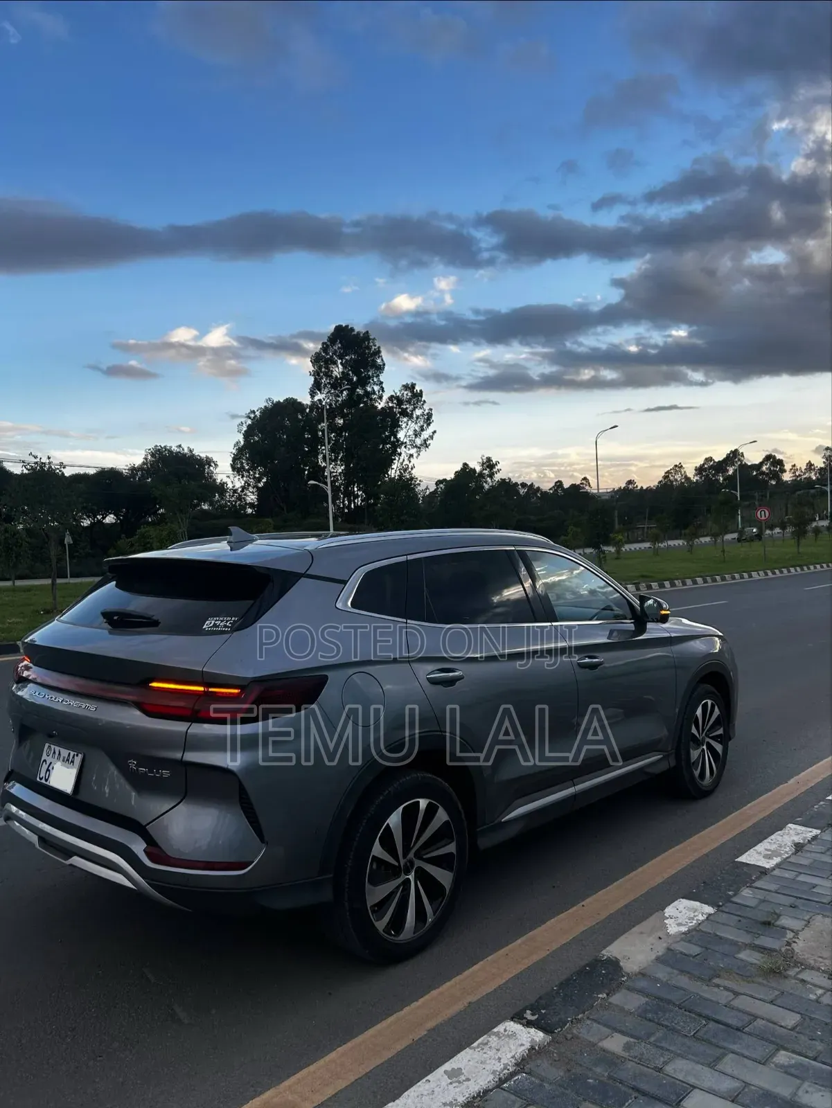 BYD Song Plus 1.5 CVT Hybrid AWD 2024 Gray