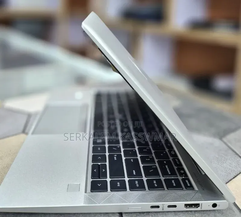 New Laptop HP EliteBook 845 G8 16GB AMD Ryzen 5 SSD 512GB