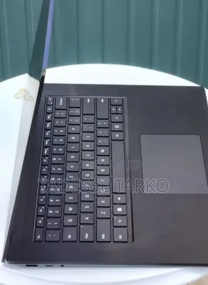 New Laptop Microsoft Surface Laptop 5 16GB Intel Core i7 SSD 256GB