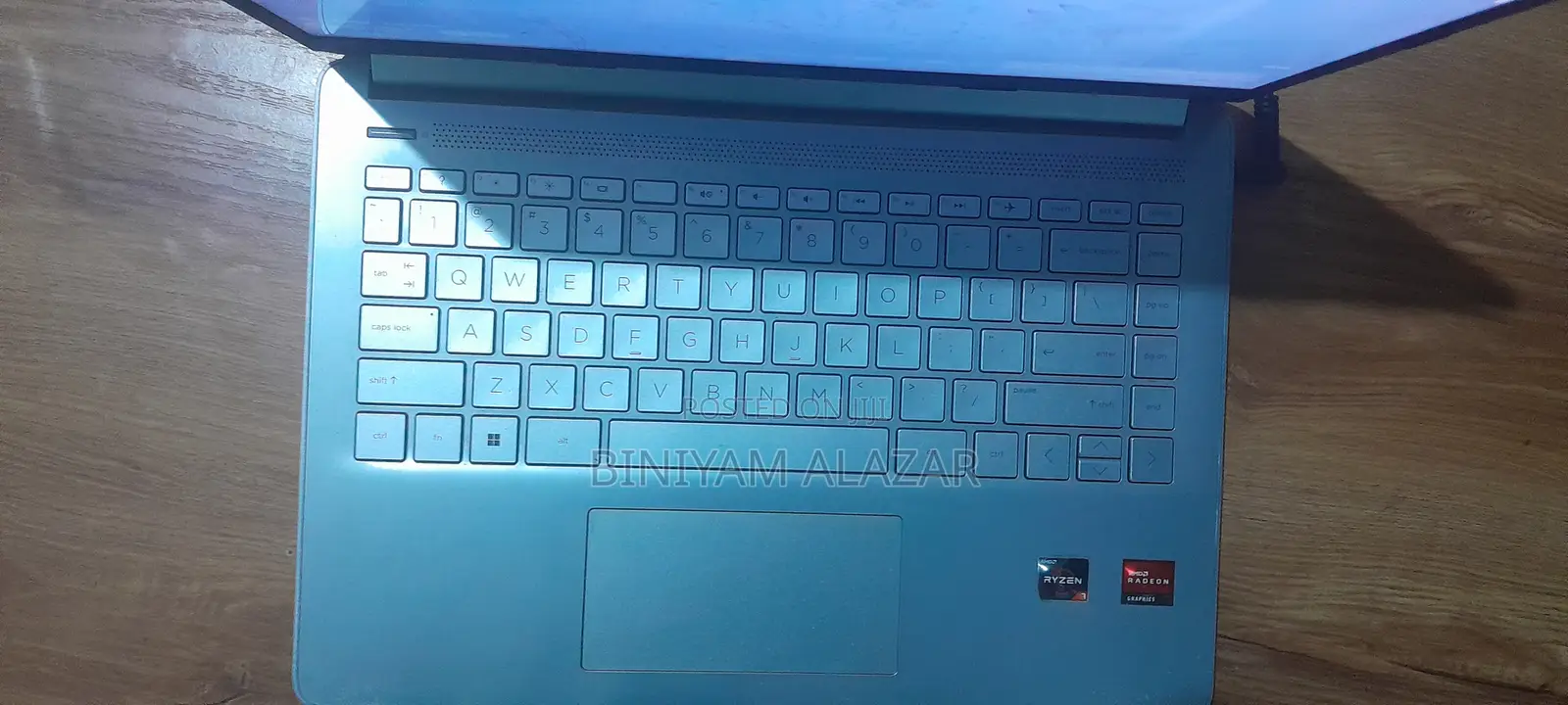 Laptop HP 14-dq1025cl 8GB AMD Ryzen 3 SSD 512GB