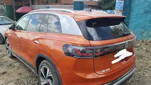 Volkswagen ID.6 2022 Orange