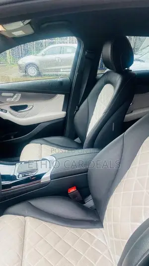 Mercedes-Benz EQC EQC400 4MATIC 2022 Black