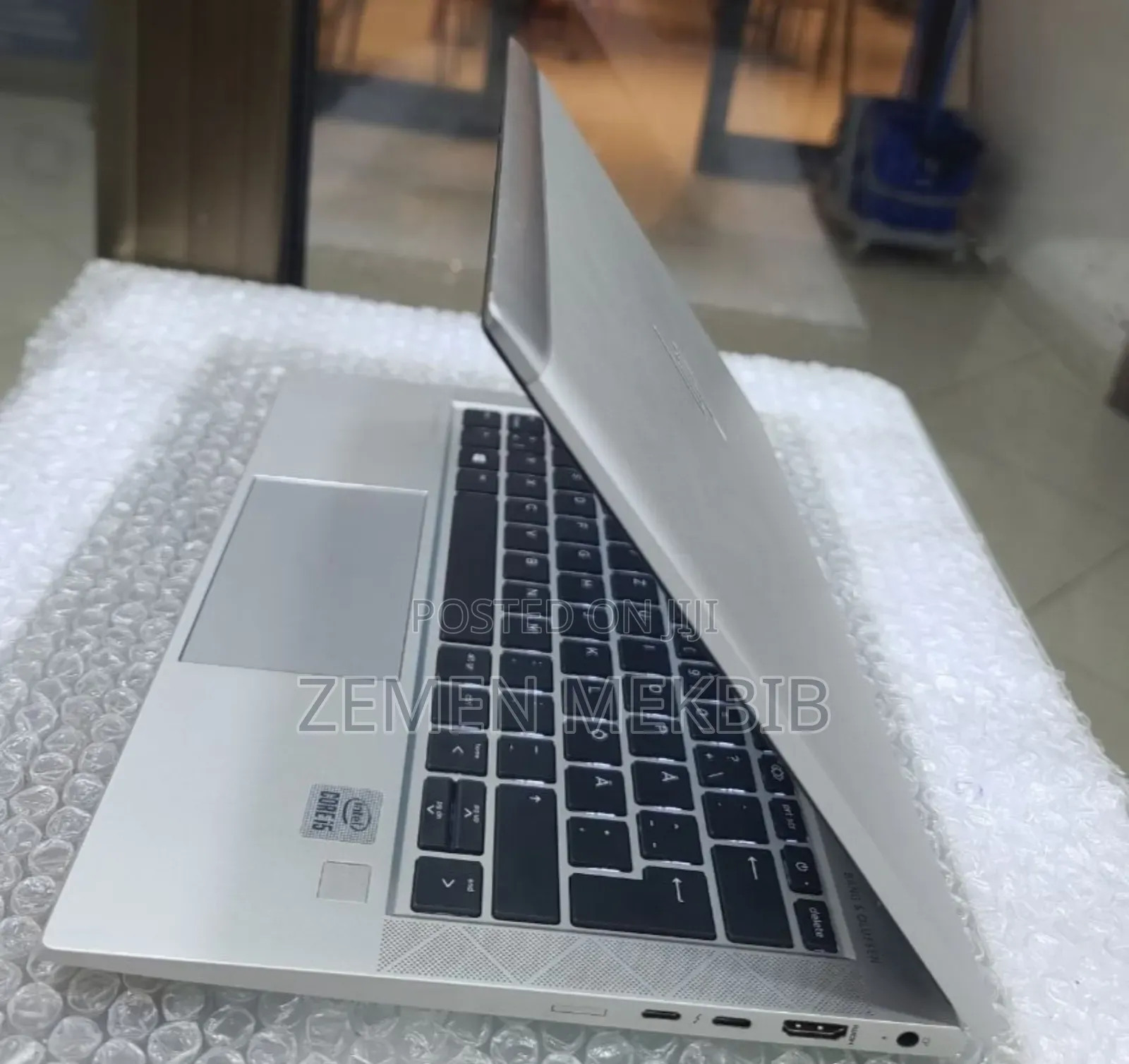 New Laptop HP EliteBook 840 G7 8GB Intel Core i5 SSD 512GB