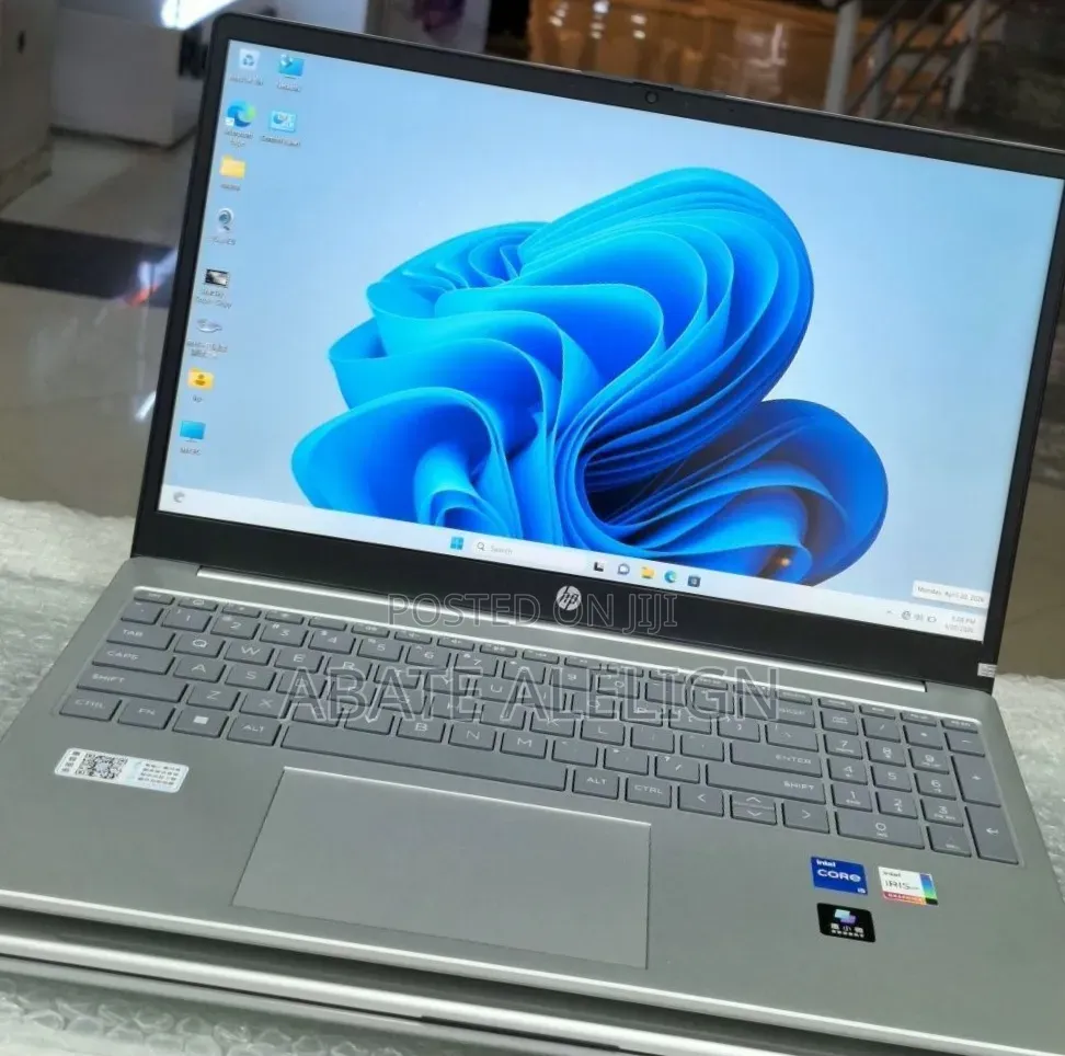 New Laptop HP Stream Notebook 16GB Intel Core i5 SSD 512GB