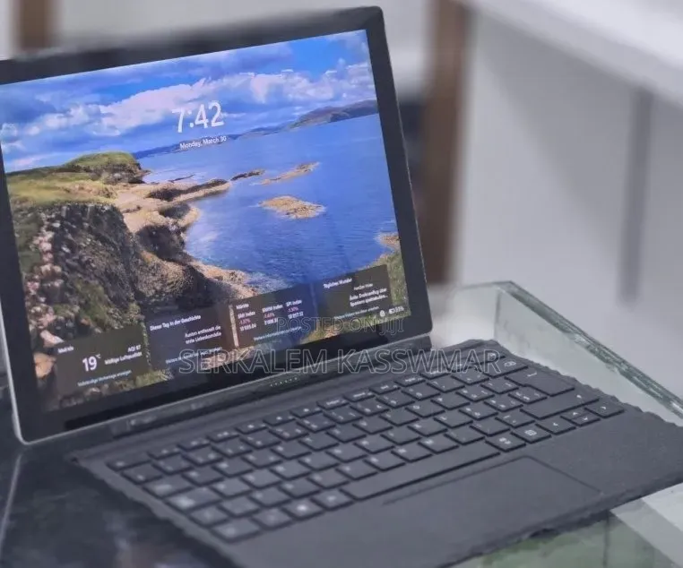 New Laptop Microsoft Surface Pro 3 8GB Intel Core i7 SSD 256GB
