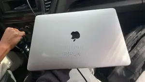 Laptop Apple MacBook Pro 2018 16GB Intel Core i7 SSD 256GB