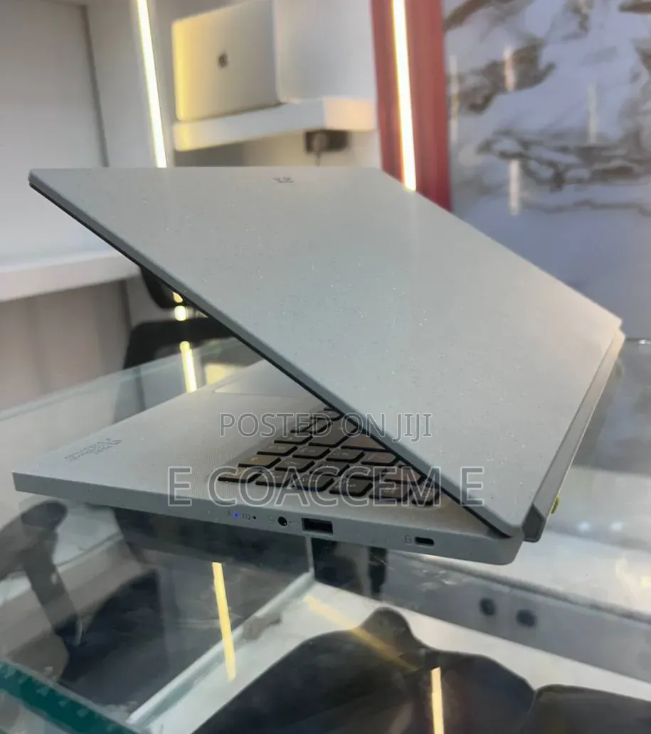 New Laptop Acer 16GB Intel Core i7 SSD 1T