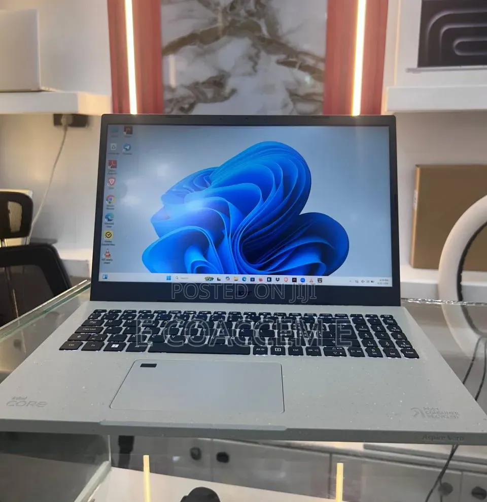 New Laptop Acer 16GB Intel Core i7 SSD 1T
