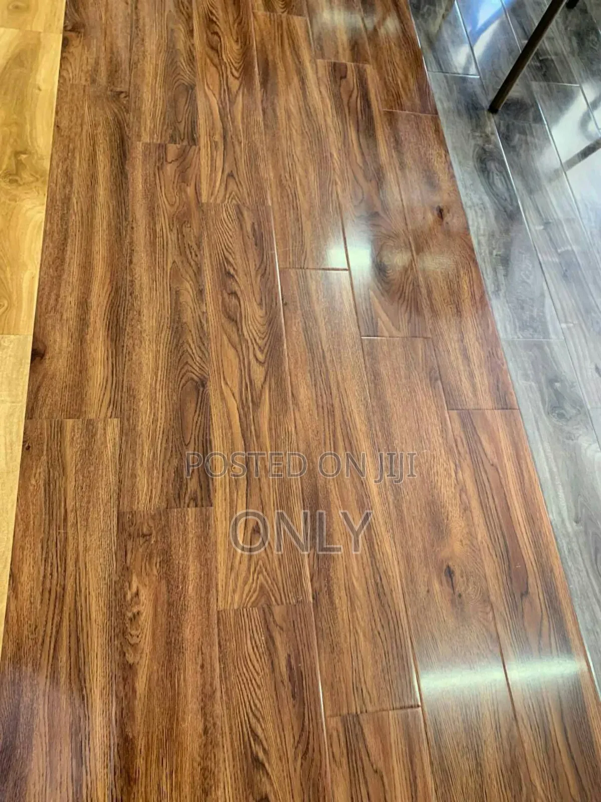 Wood Floor (ፐርኬ)