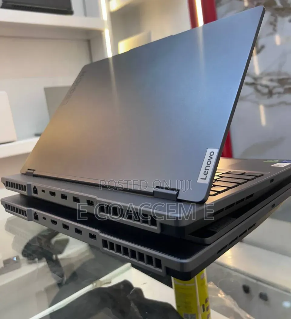 New Laptop Lenovo Y70 24GB Intel Core i7 SSD 1T