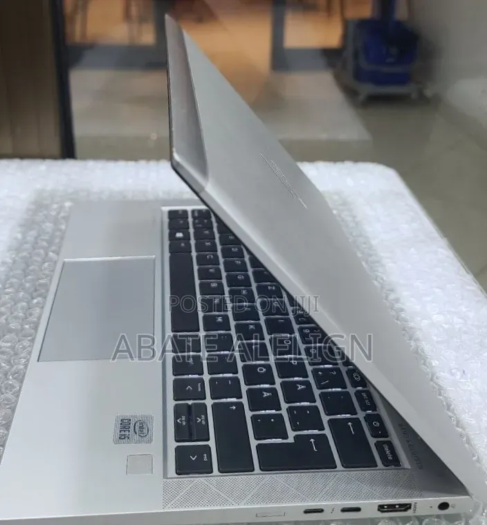 New Laptop HP EliteBook 840 G7 8GB Intel Core i5 SSD 512GB