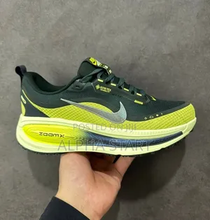 New Arrival አዲስ የገቡ Nike Zoom Sport Sneakers Made in Vietnam