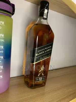 Johnnie Walker Black Label Blended Scotch Whisky.