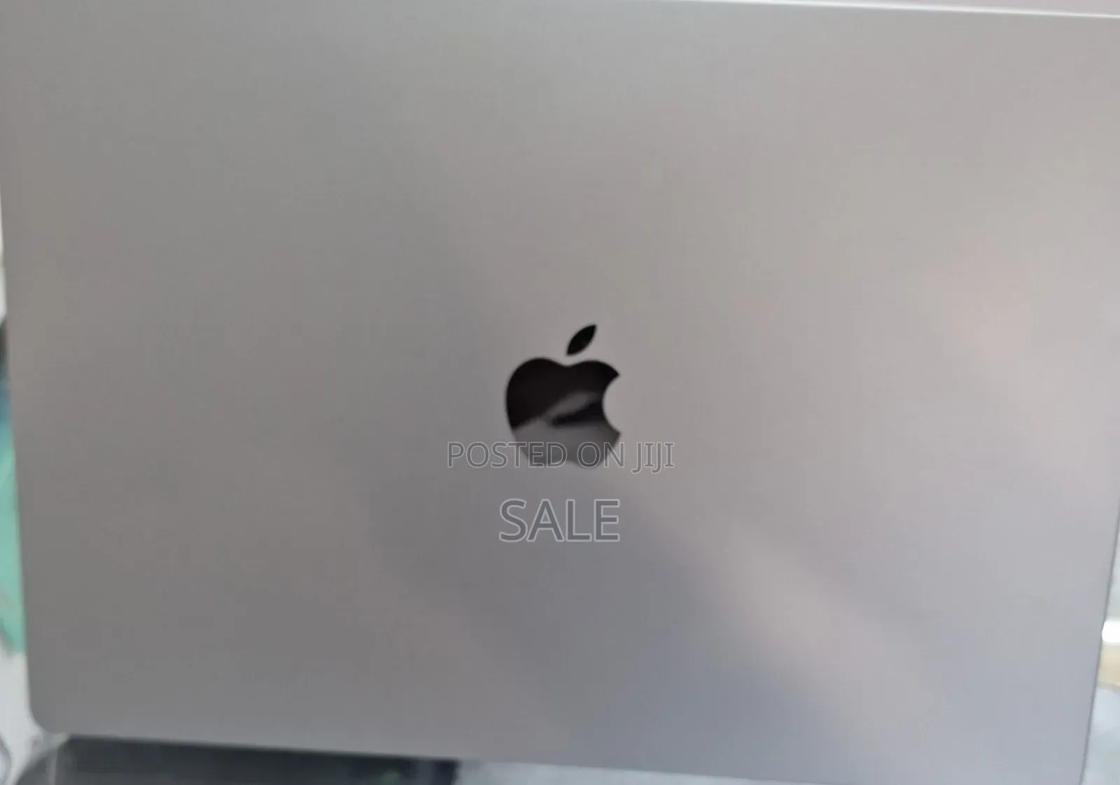New Laptop Apple MacBook Pro M1 16GB Apple M1 Pro SSD 1T