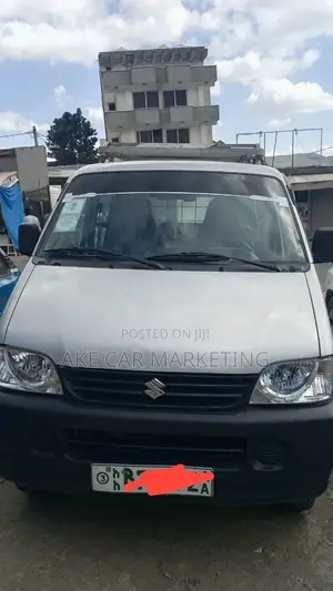 Suzuki Eeco 2024 White