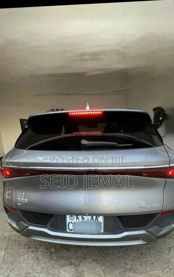 BYD Yuan Up 2024 Gray