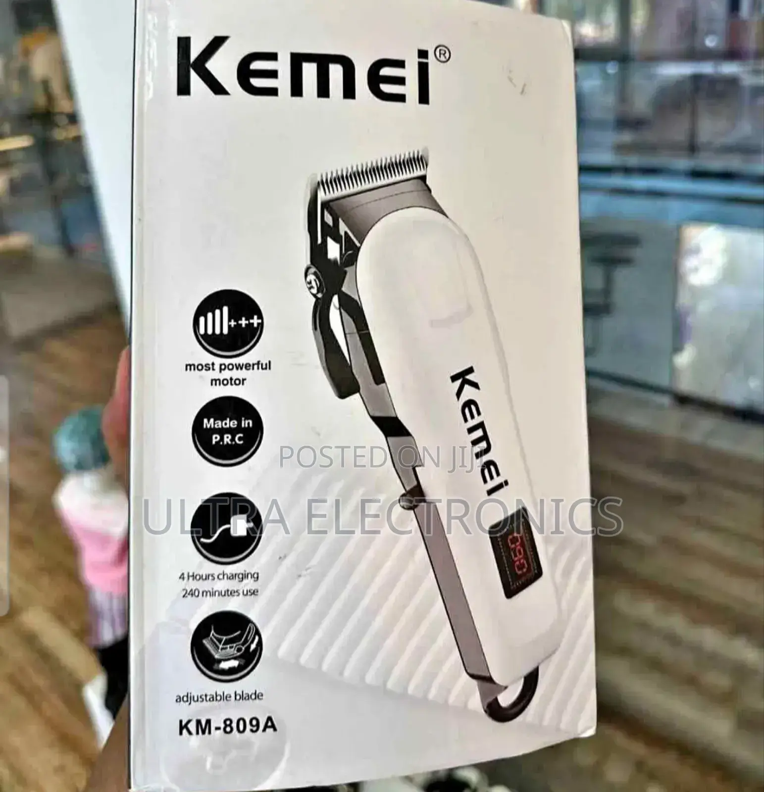 Kemei Km-809a Professional Rechargeable Hair Clipper. Features: