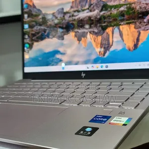New Laptop HP Pavilion 14 16GB Intel Core i7 SSD 512GB