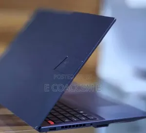 New Laptop Asus 16GB Intel Core i7 SSD 512GB
