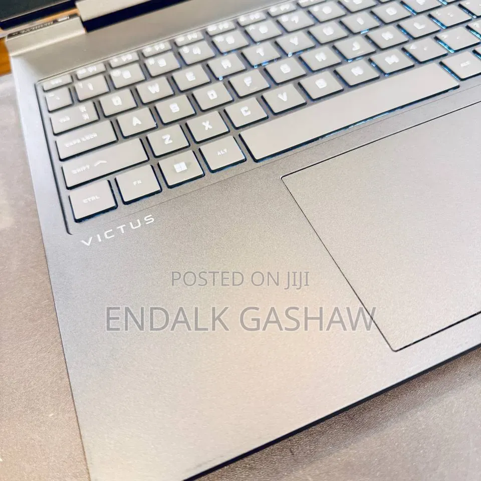 New Laptop HP Victus 16 16GB Intel Core i7 SSD 1T