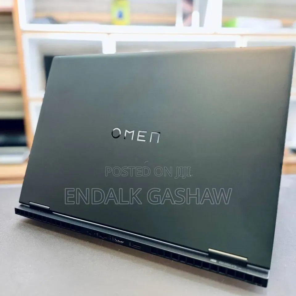 New Laptop HP Omen 16 16GB Intel Core i9 SSD 1T