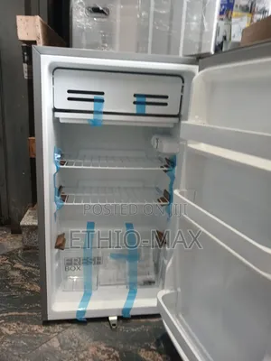 Midea Refrigerator Model 142 – Single Door | Energy Saving