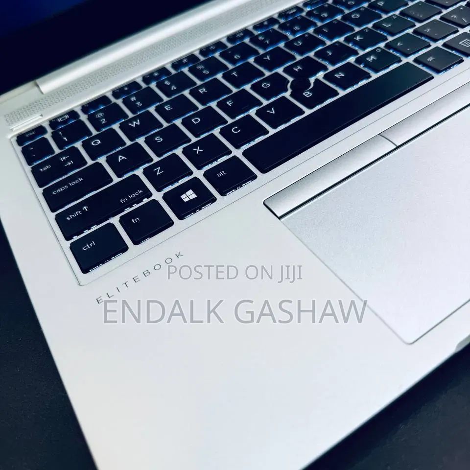 New Laptop HP EliteBook 840 G5 8GB Intel Core i5 SSD 512GB