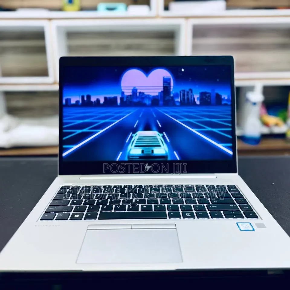 New Laptop HP EliteBook 840 G5 8GB Intel Core i5 SSD 512GB