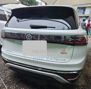 Volkswagen ID.6 Crozz 85 kWh AWD 2022 White