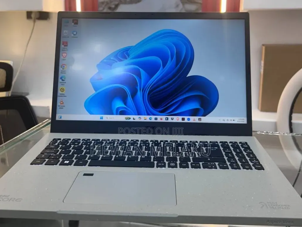 New Laptop Acer Aspire 5 16GB Intel Core i7 SSD 1T