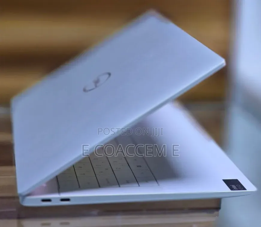 New Laptop Dell 32GB Nvidia SSD 1T